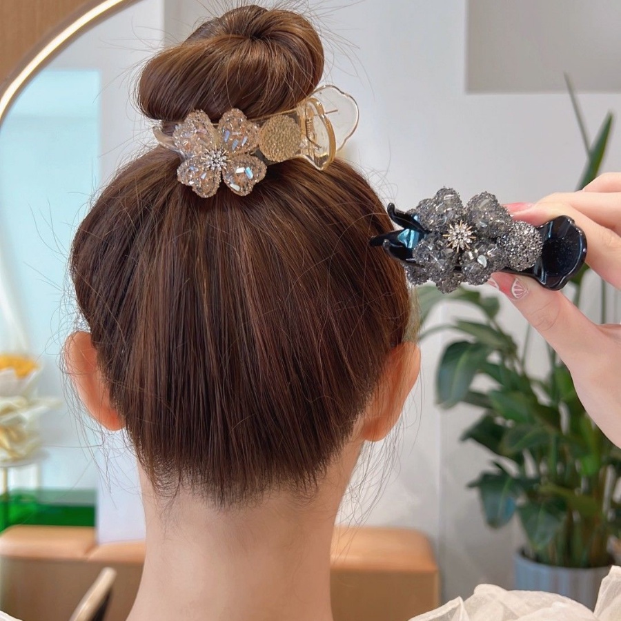 Jepit Rambut Bentuk Bunga Aksen Kristal Berlian Imitasi Bahan Akrilik Gaya Korea Retro Untuk Wanita