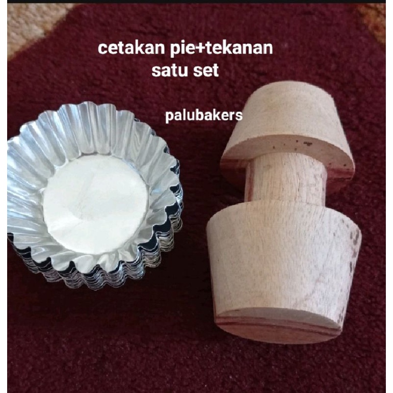 Cetakan Kue Pai dan Tekanan Kayu