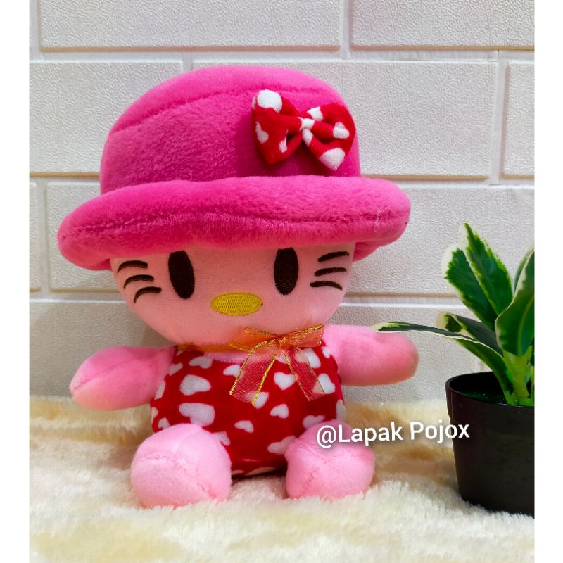 Boneka Hello kitty Topi size S 23cm