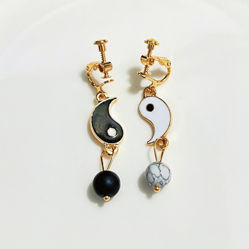 Anting Drop Liontin Bola Tai Chi Gosip Untuk Wanita
