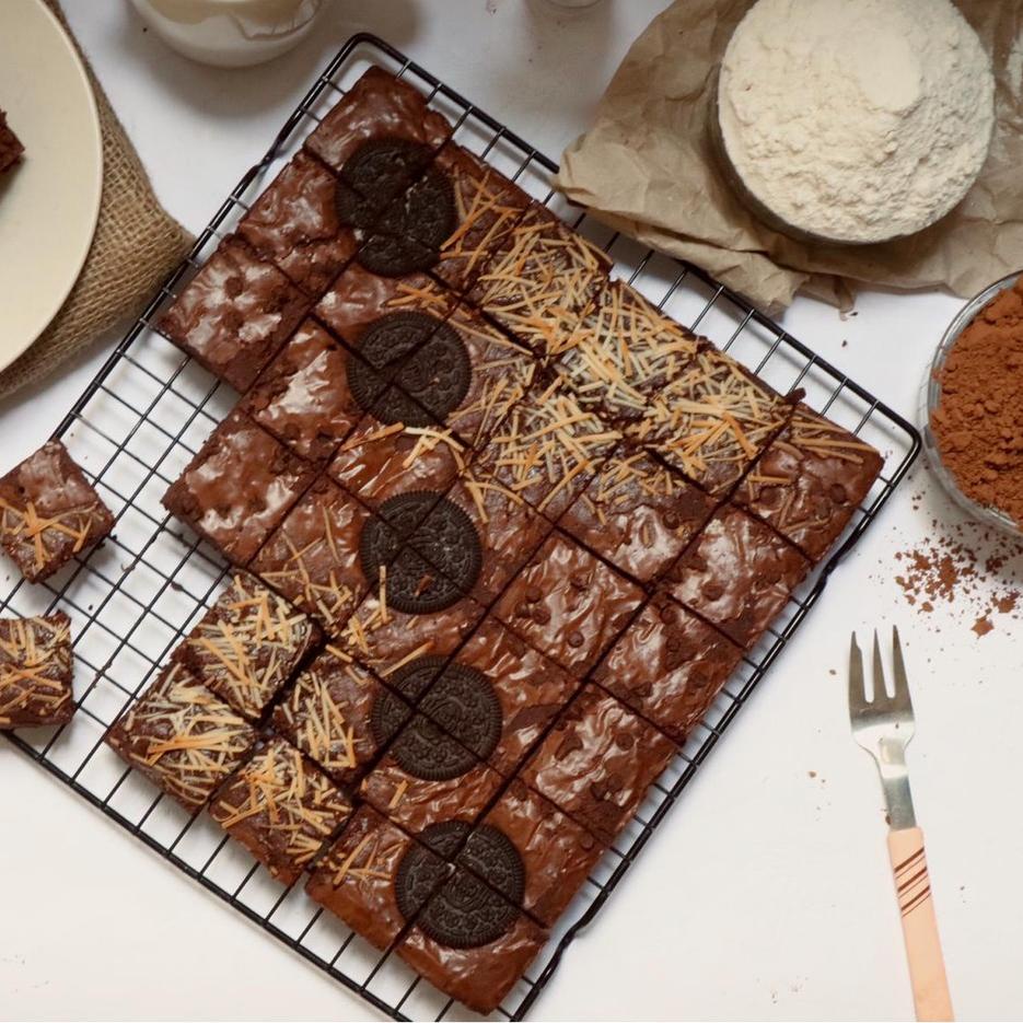 

COD BROWNIES BROWIE MIX !!