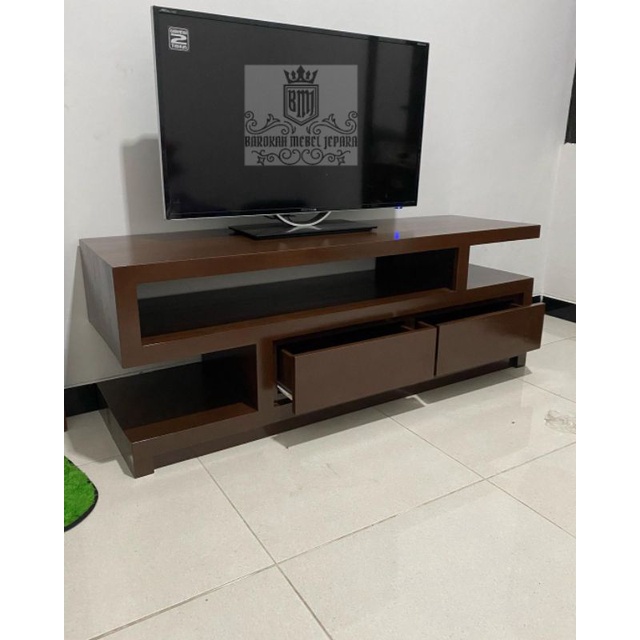 Meja TV / bufet tv / bufet tv jati / bufet tv model z / bufet tv 150cm