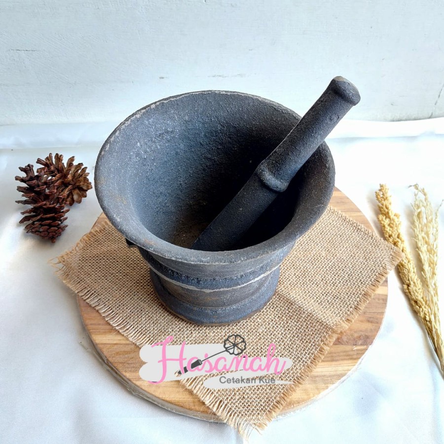 Lumpang Besi no. 2 / Lumpang Jamu / Lumpang Tumbuk Bumbu