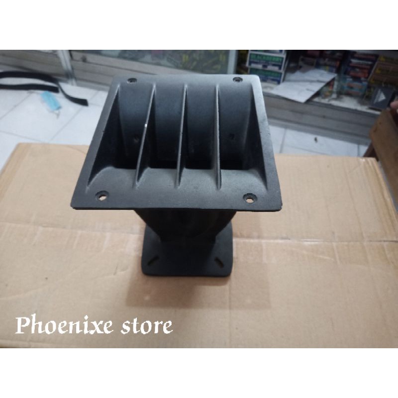 Horn Diral Line Array