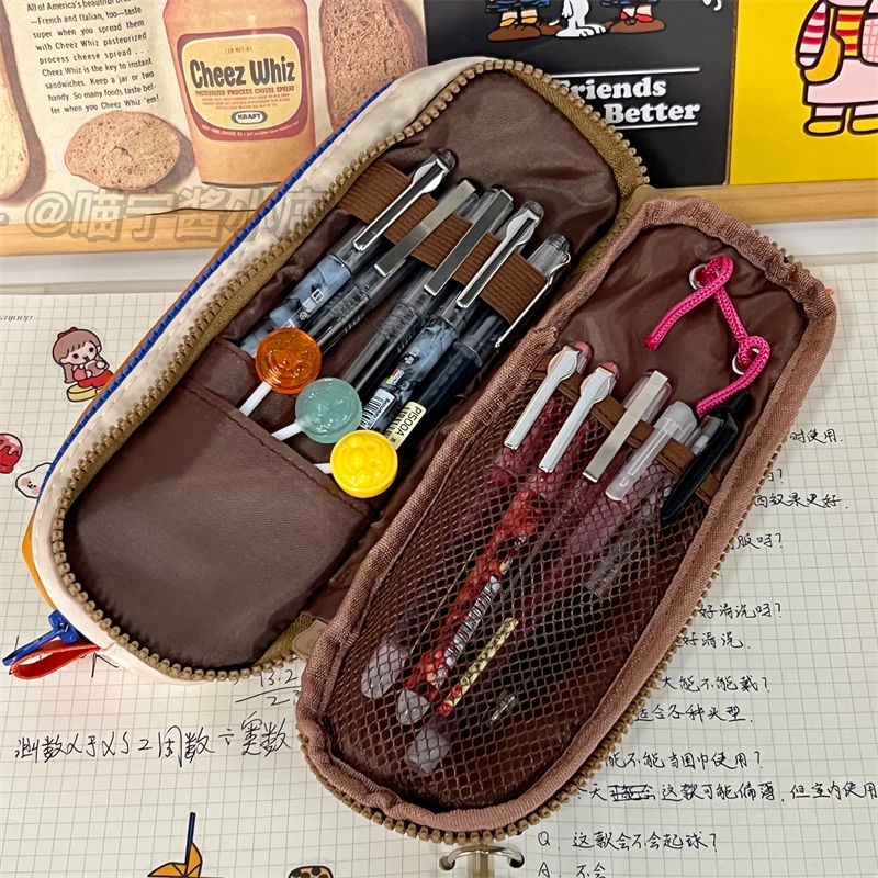 ✹▪♣Sera warna kontras mahasiswa perempuan multi-fungsional niche kapasitas besar tiga lapis tas penyimpanan alat tulis retro bernilai tinggi tas pensil