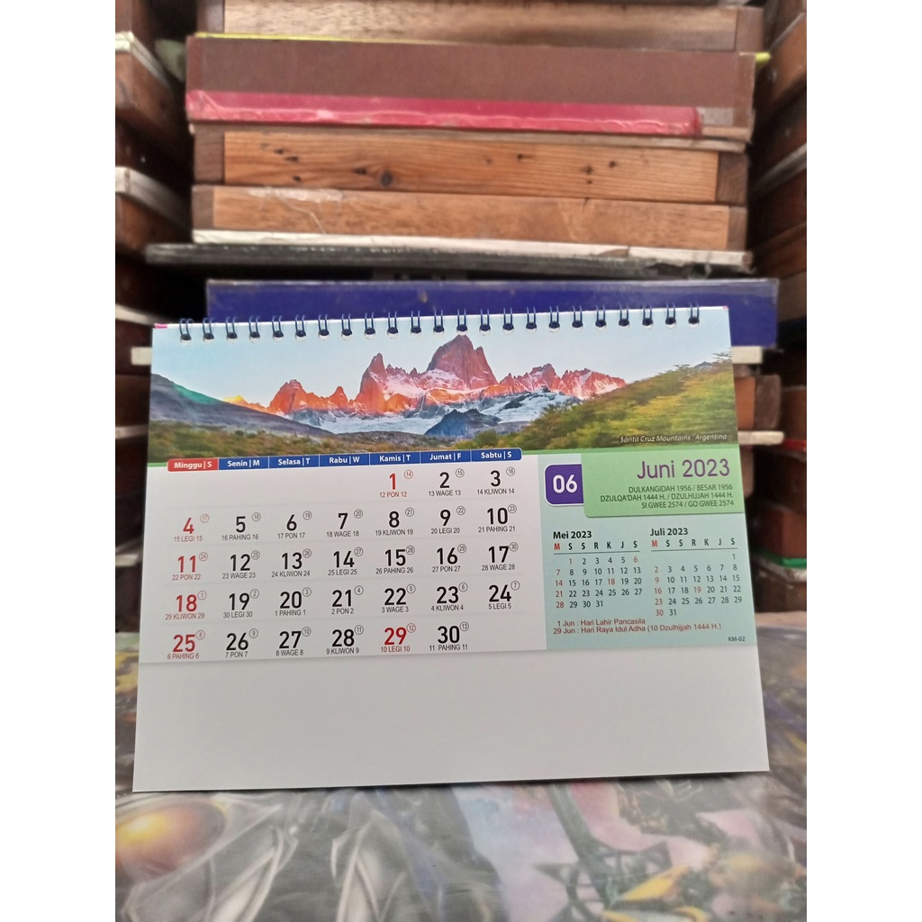 

KALENDER MEJA KALENDER DUDUK TAHUN 2023 MOTIF PEMANDANGAN ASEAN