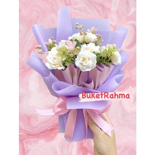 

BUKET BUNGA CANTIK UNGU MAWAR/paket/bingkisan Snack Ulang Tahun/Ultah/ Wisuda/Kado/Hadiah/Anniversarry/hadiah wisuda/ pacar / hadiah ultah