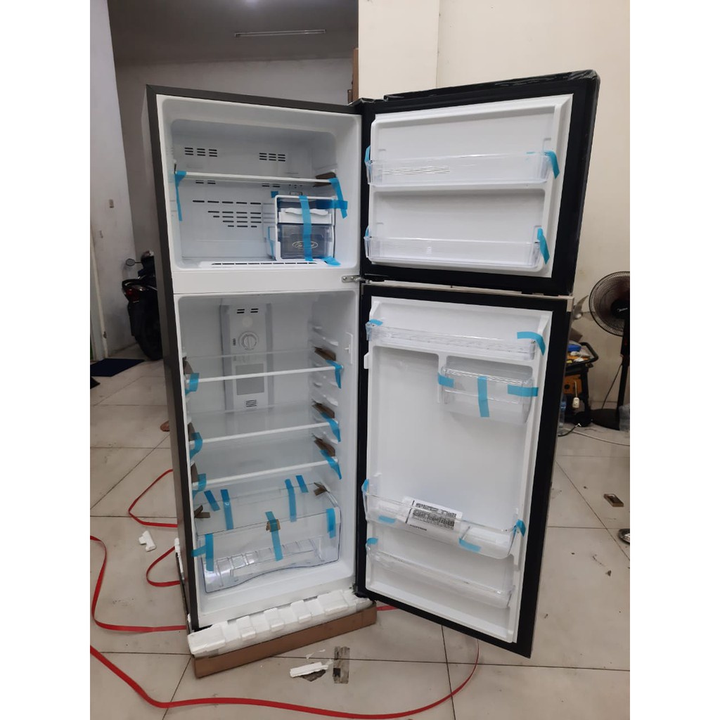 KULKAS POLYTRON PRW 23 MNX LEMARI ES 2 PINTU PRW23MNX