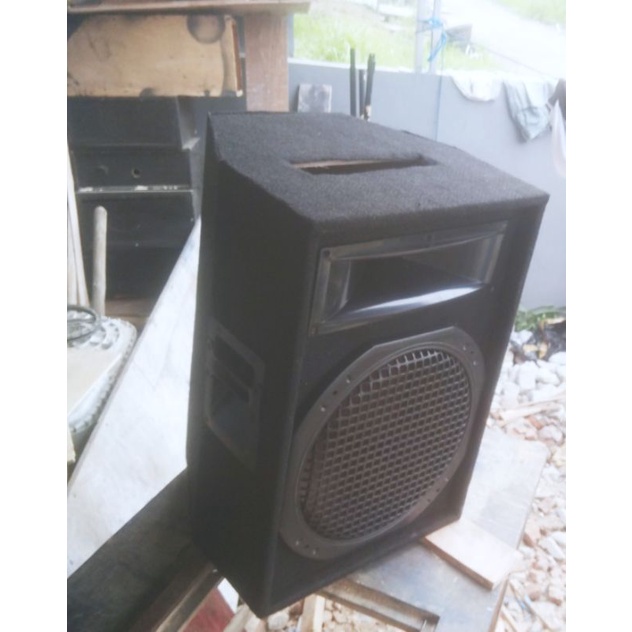 box_speaker_15inch-monitor