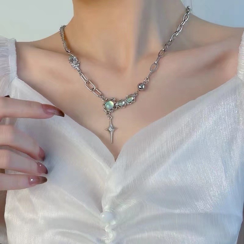 Kalung Rantai Klavikula Hias Liontin Salib Batu Bulan Warna Silver Gaya Korea Untuk Wanita