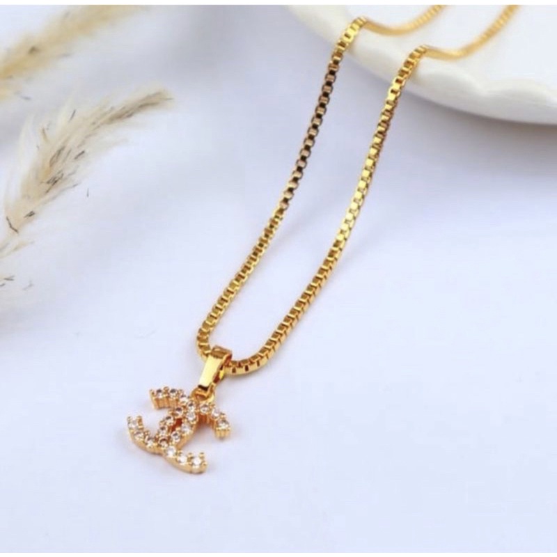 kalung itali set liontin cenel perhiasan wanita titanium gold