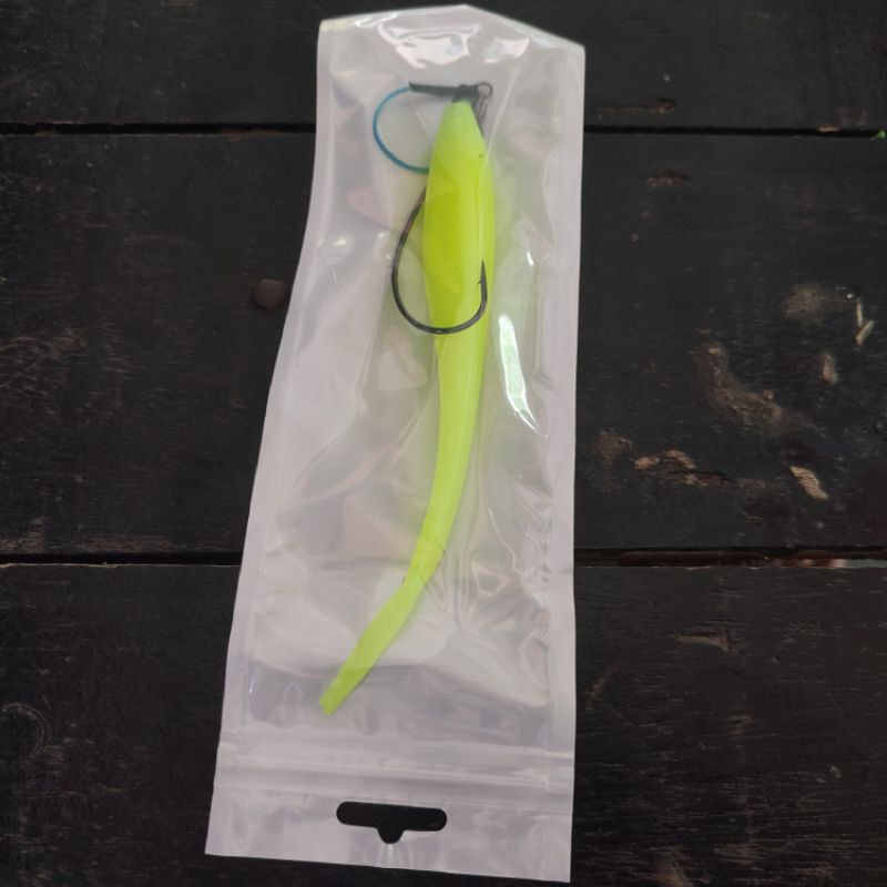 SILENCER SOFT PLASTIK REPLIKA TINGGAL PAKAI 17.5CM 20GRAM HOOK 5/0