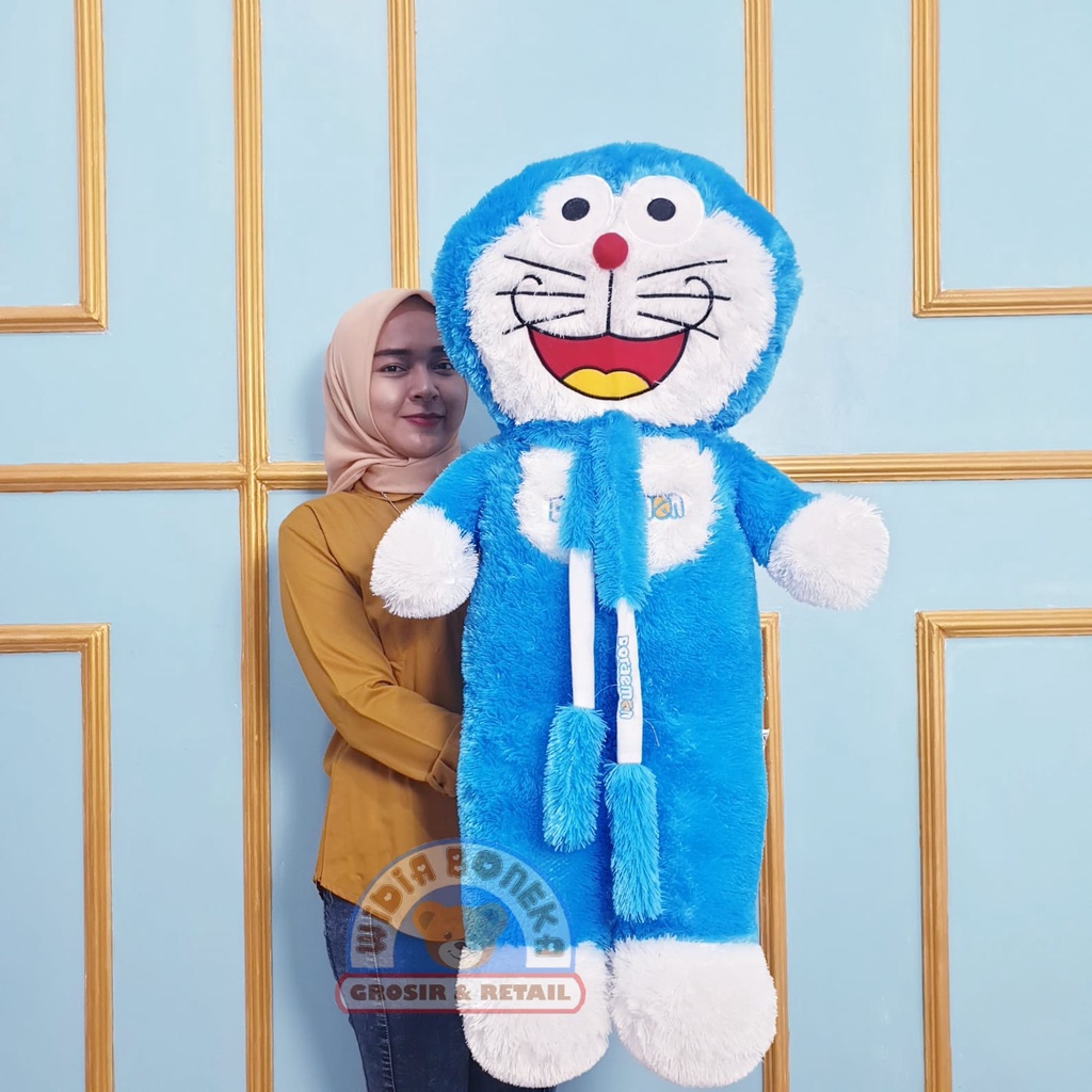 Boneka Doraemon Jumbo Syal 1 meter SNI