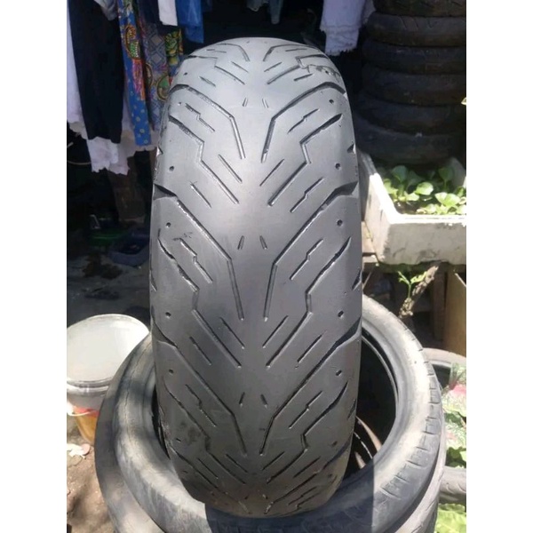 Ban Pirelli Angel UK 130/80-13 ban belakang nmax