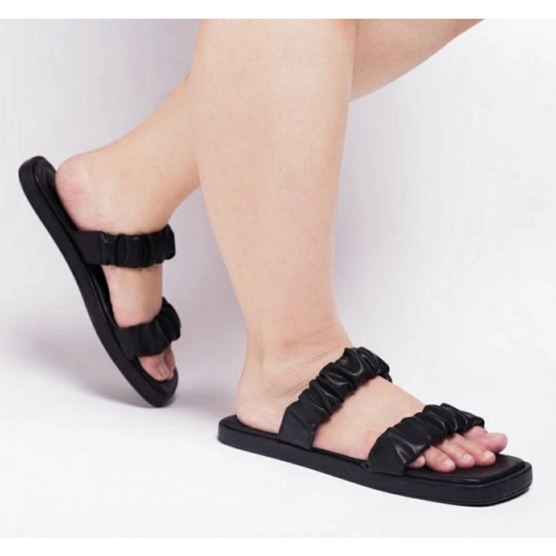 Sandal OVERSIZE Wanita Koreaan 41.42.43.44.45 Sendal Kerut JUMBO Slop Cantik Krem