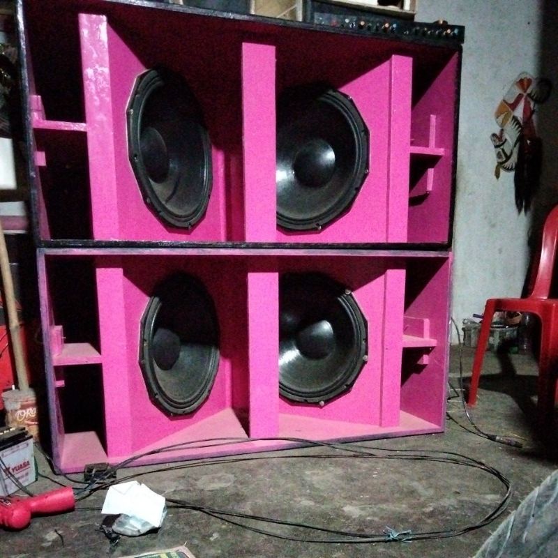 box speaker 18 inch tipe TTS36