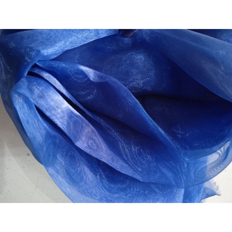 Kain kaca atau kain organdi kain transparan