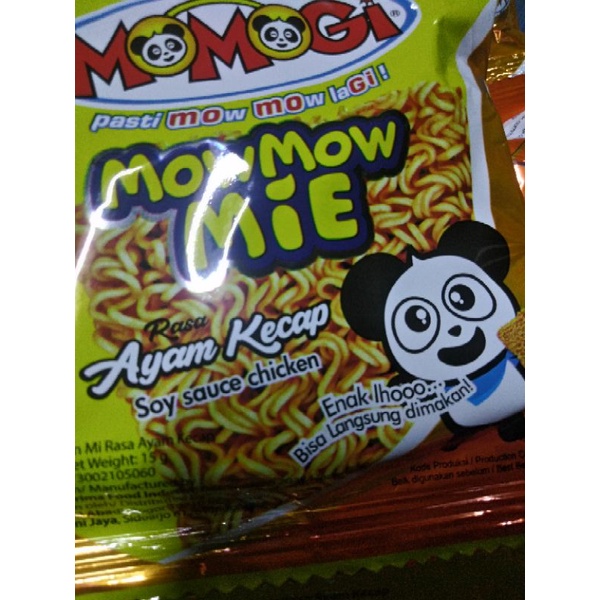 

mowmow mie ayam kecap