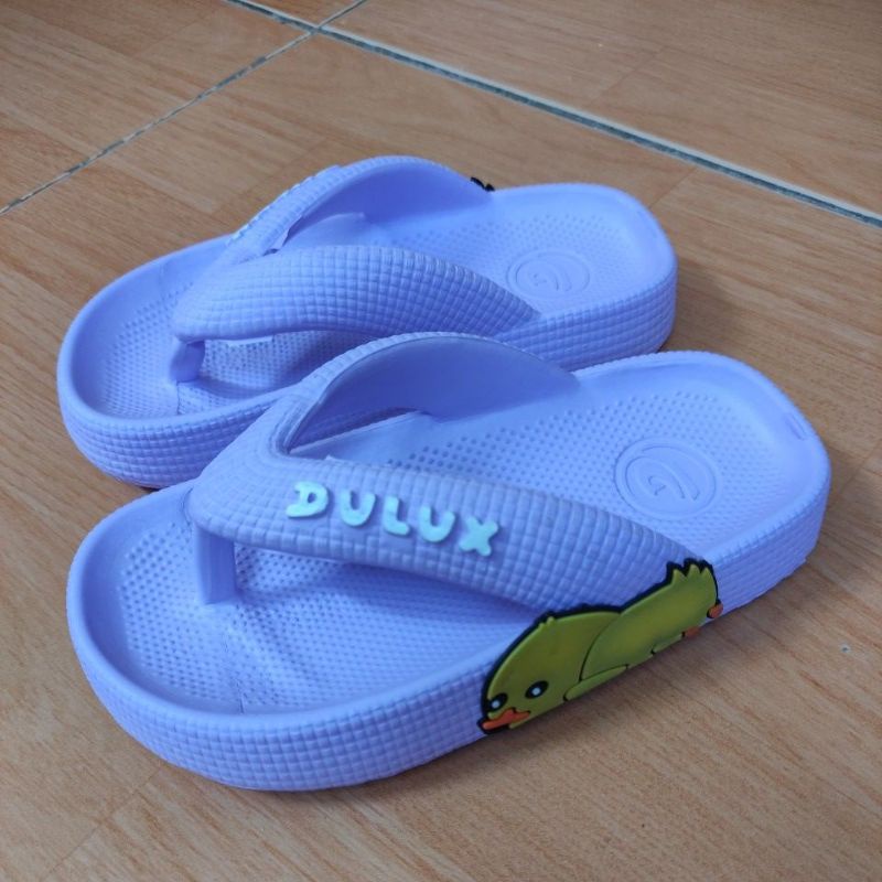 sandal jepit anak perempuan karakter bebek/panda size 24-29-3