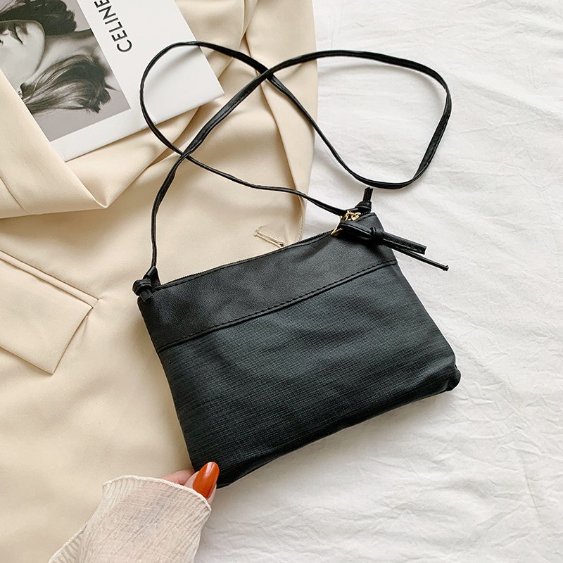 TAS WANITA IMPORT REAL PIC TERMURAH Tas Selempang Bahu FASHION Vintage Tas selempang bahu wanita SHOULDER Messenger BAG Nylon Kulit Korea sports gadget