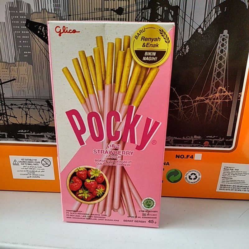 

LIVE Pocky strawberry Flavour