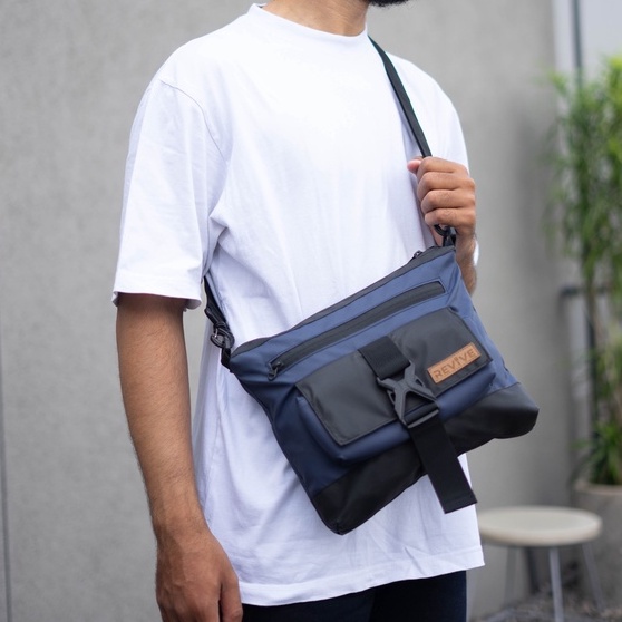 REVIVE Cyclops Tas Selempang Pria | Sling Bag