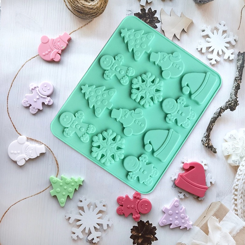 Cetakan Kue / Coklat / Sabun Manual Bentuk Manusia Salju / Kepingan Salju / Gingerbread Man 12 Lubang Bahan Silikon