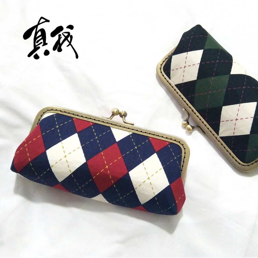 ☍◇₪Sera gift kotak pensil Englund. Buatan tangan kain mulut emas tas pena tas sastra retro pria dan wanita teks klasik