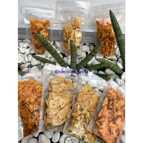 

KERIPIK PANGSIT Pedas Daun Jeruk/Asin/Balado/ Jagung Manis