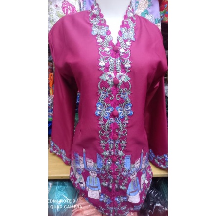 kebaya ondel