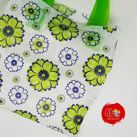 

Kantong Plastik Softhandle Motif Premium 35x38cm / Shopping Bag