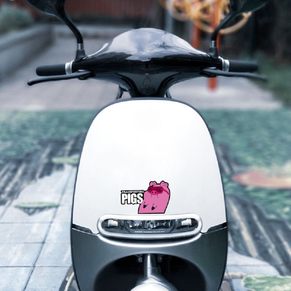 Babi Dengan Kacamata Hitam Stiker Reflektif Mobil Kartun Babi Merah Muda Dalam Liburan Stiker Helm Sepeda Motor Untuk Vespa