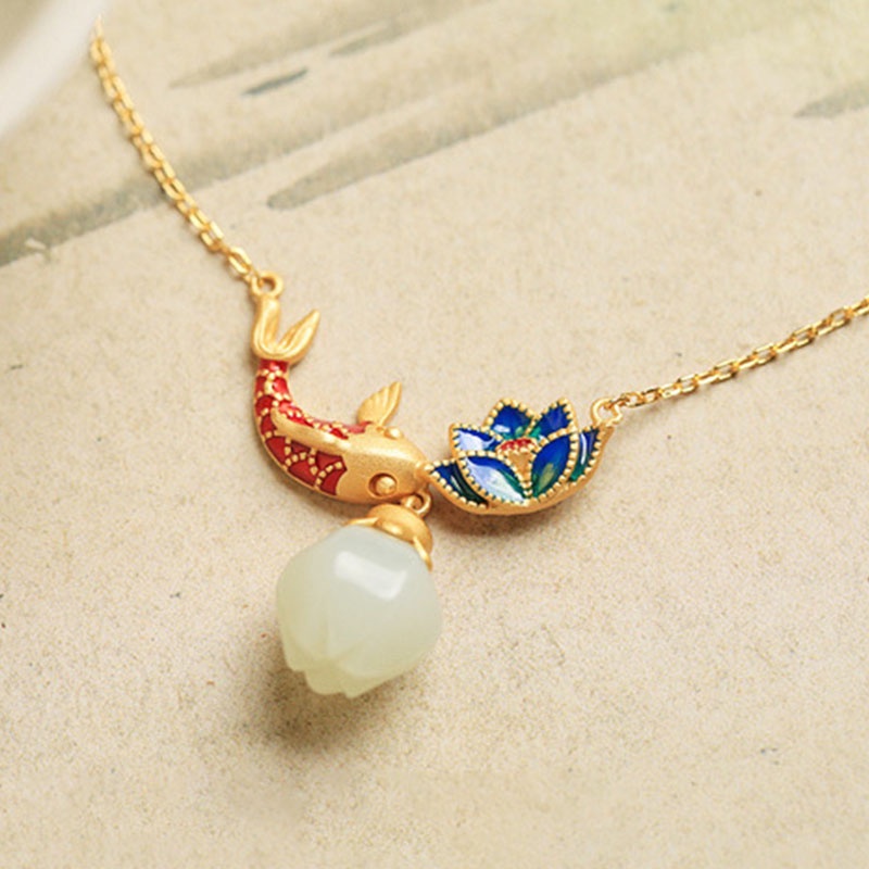 Kalung Dengan Liontin Giok Hetian Natural Bentuk Lotus Koi Untuk Wanita