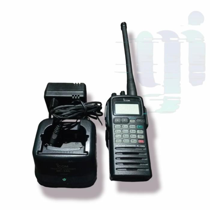 HT ICOM IC A24 AIR BAND TRANSCEIVER