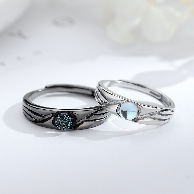 Cincin Model Terbuka Dapat Disesuaikan Aksen Moonstone Angel Devil Untuk Pria Dan Wanita