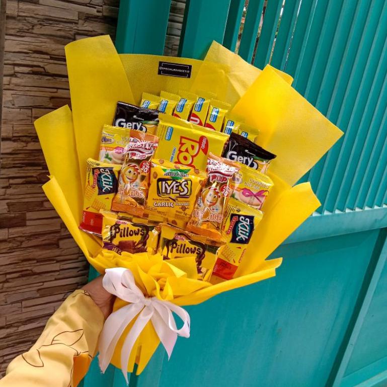 

Miliki Segera (A7) ALL ABOUT YELLOW - BUKET/BUCKET SNACK ACARA WISUDA/ULTAH/SIDANG/SEMPRO N8I