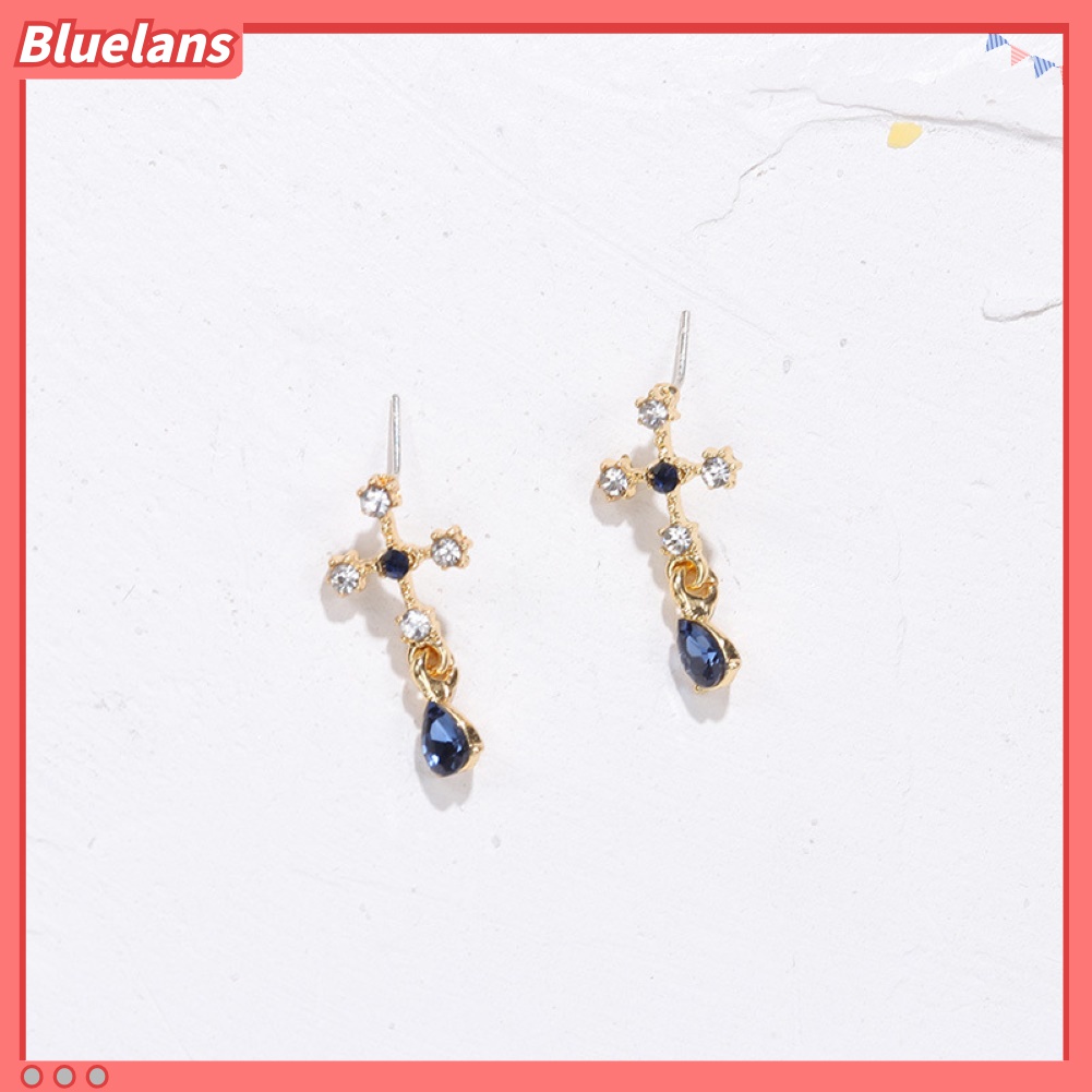 Anting Stud Sapphire Berlian Imitasi Bahan Alloy Untuk Wanita