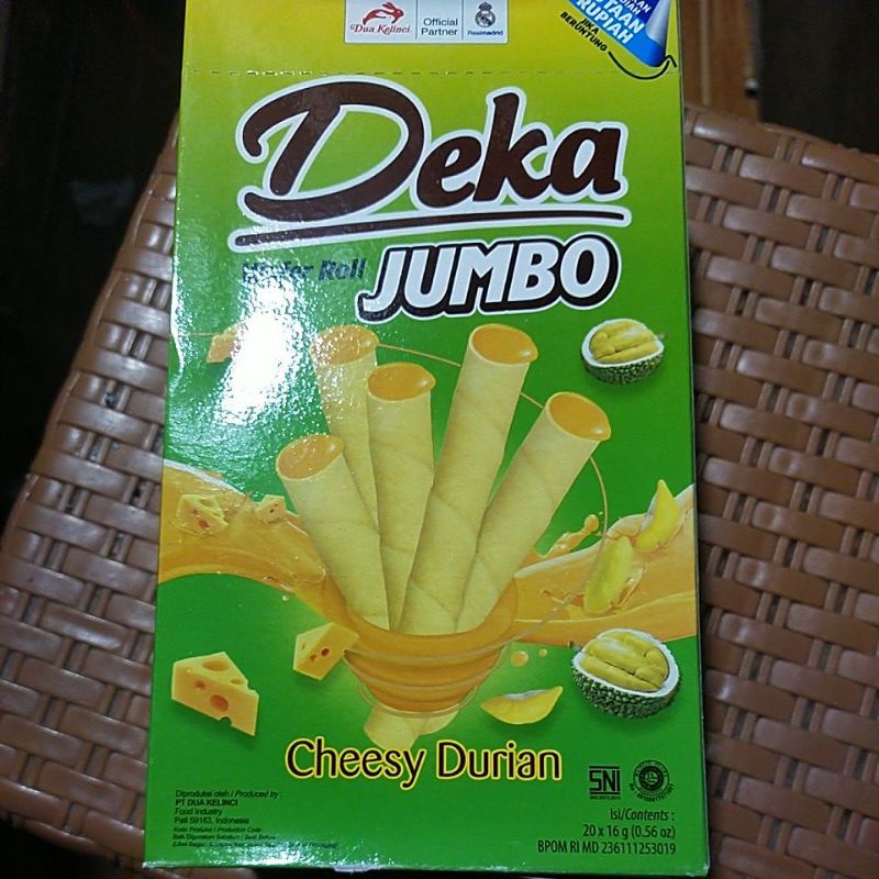 

deka wafer rol jumbo cheesy durian