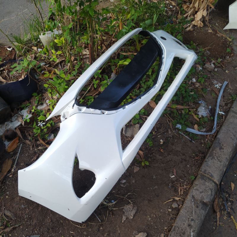 Bumper Bemper Depan Mazda 2 skyactive