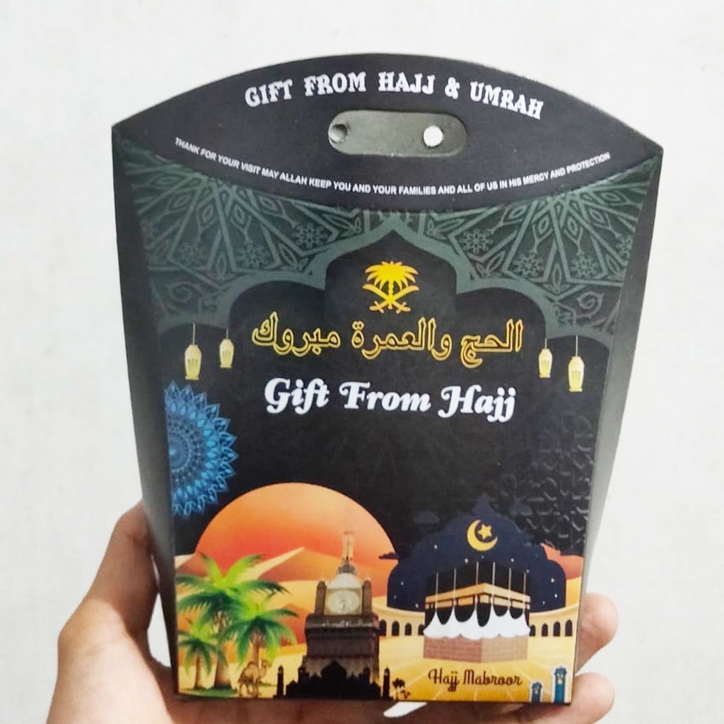 

Kotak Gift Haji dan Umroh per 1000/ Box Gift Haji / Box Gift pakai tali / Distributor Kurma dan OLEH OLEH UMROH & HAJI grosir