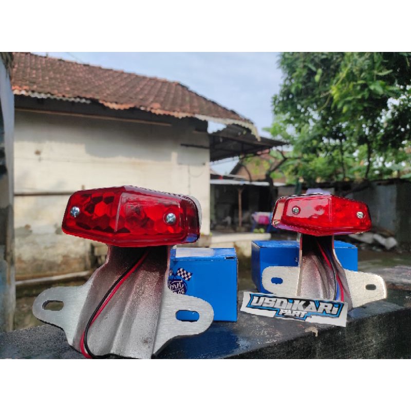 PAKET STOPLAMP STOP LAMP LAMPU REM LAMPU BELAKANG CB 100 CB100 SET PANGKON DUDUKAN LAMPU CROM STOPLA