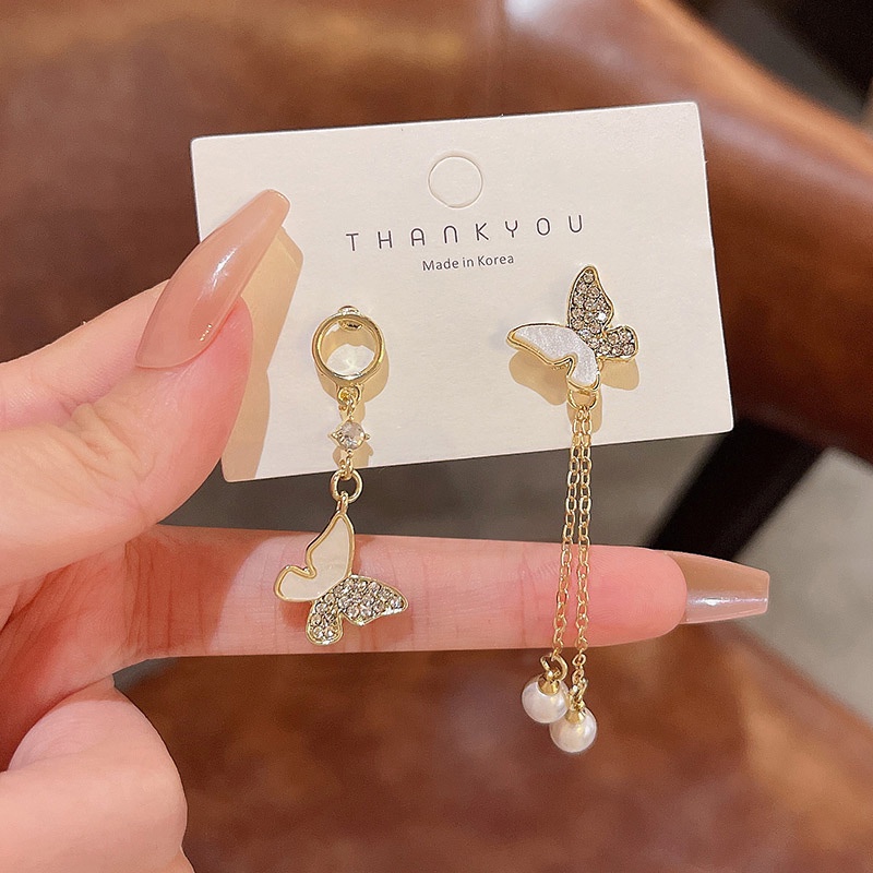 Anting Tusuk Gantung Asimetris Bahan Sterling silver 925 Desain Kupu-Kupu + Berlian Imitasi Untuk Wanita