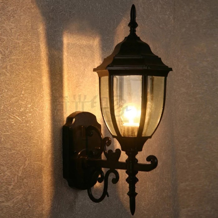 Lampu Dinding Outdoor Hias Tempel Waterproof Teras Rumah Minimalis