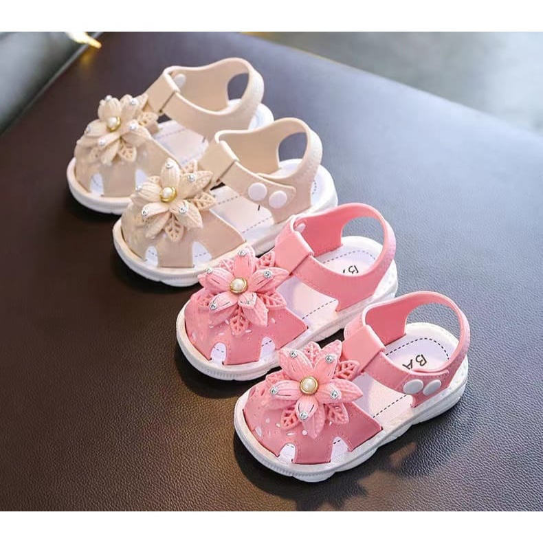 TOPGROSIR LV0171 Sandal Anak Import Motif Bunga Mutiara/ Fashion Anak Bahan Jelly