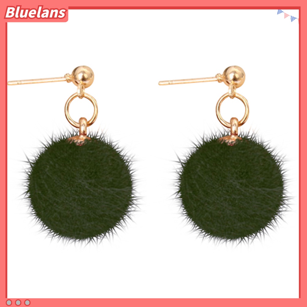 Anting Stud Liontin Bola Pom-Pom Untuk Wanita