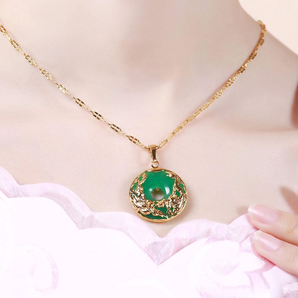 Goldkingdom Fashion Perhiasan Emas Asli Kadar 375 Bangkok Aksesoris Ready Stock Mendominasi Kalsedon Hijau Liontin Perempuan Naga Dan Phoenix Chengxiang Emas Bertatahkan Giok Kalung