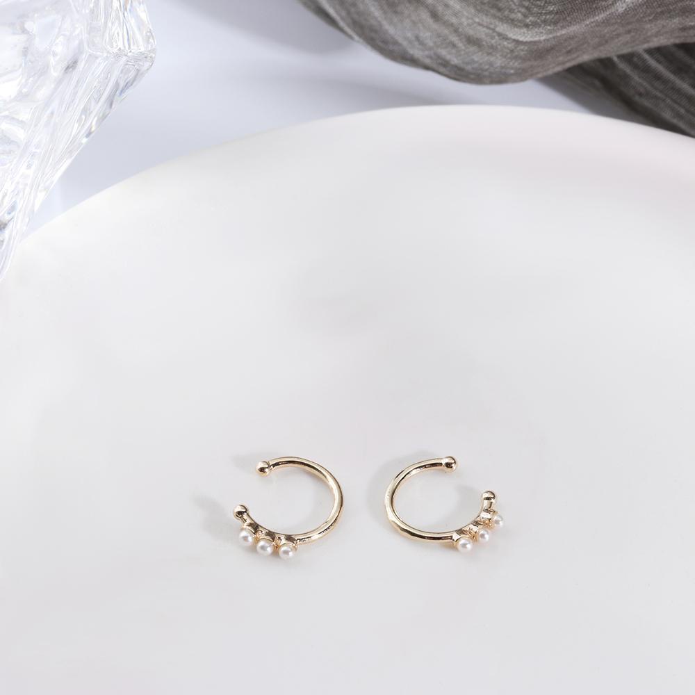 Lily CZ Cuff Earrings Aksesoris Klip Telinga Perhiasan Pesta Setengah Lingkaran Ear Cuff