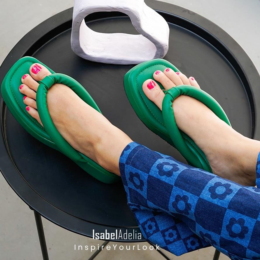Telah Hadir.. Isabel Adelia Sendal CANCER Sandal Jepit Wanita Hitam Putih Hijau Fuschia
