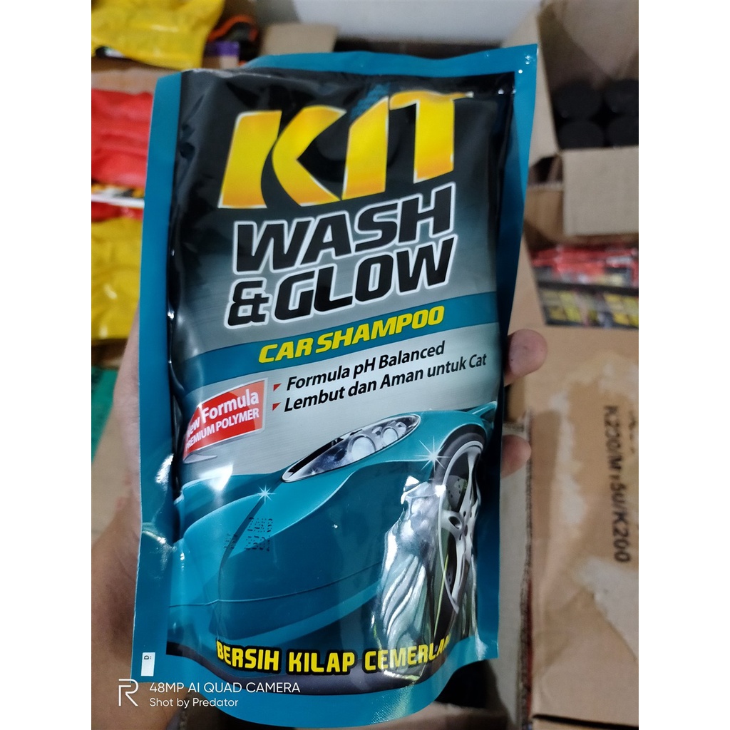 SHAMPOO CUCI MOBIL MOTOR LEMBUT HALUS KIT WASH AND GLOW KILAP 720ML