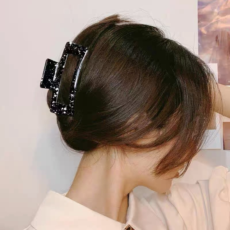 Jepit Rambut Gaya Retro Korea Warna Hitam Dan Putih Untuk Wanita